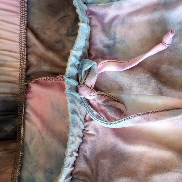 Harlow&Rose 2-Piece Pajama Set Size:L Colors:Purple,Blue,Gray NWT - Picture 12 of 13